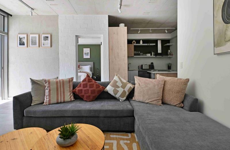 2 Bedroom Property for Sale in Sea Point Western Cape